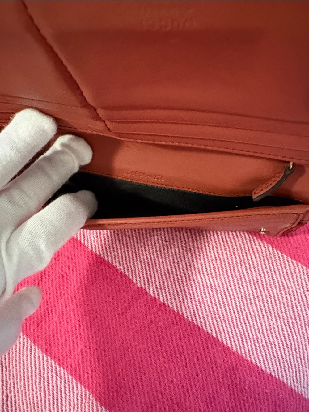 Gucci Guccissima  like a peach color Signature Continental Wallet Rehab wallet - Picture 10 of 11